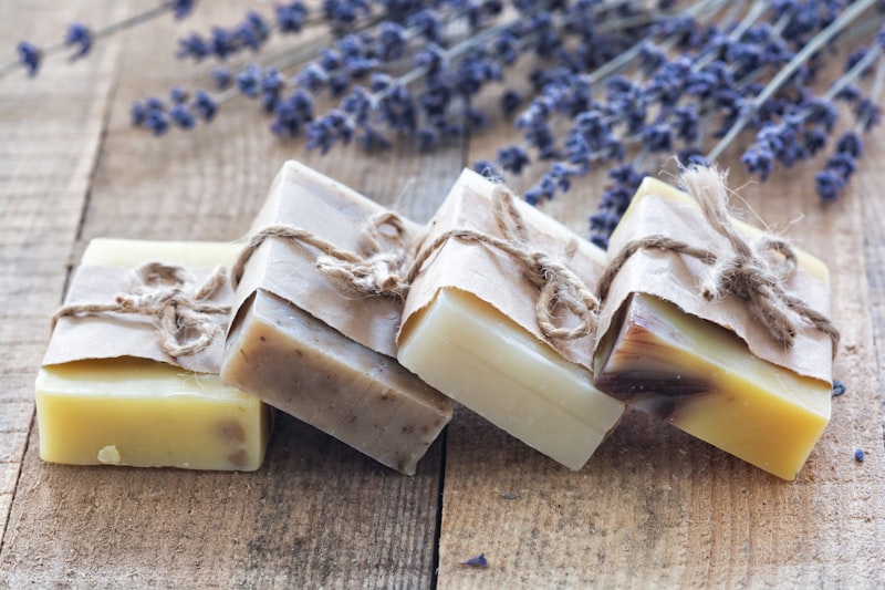 Cold-Pressed Oat & Lavender Soap Bar